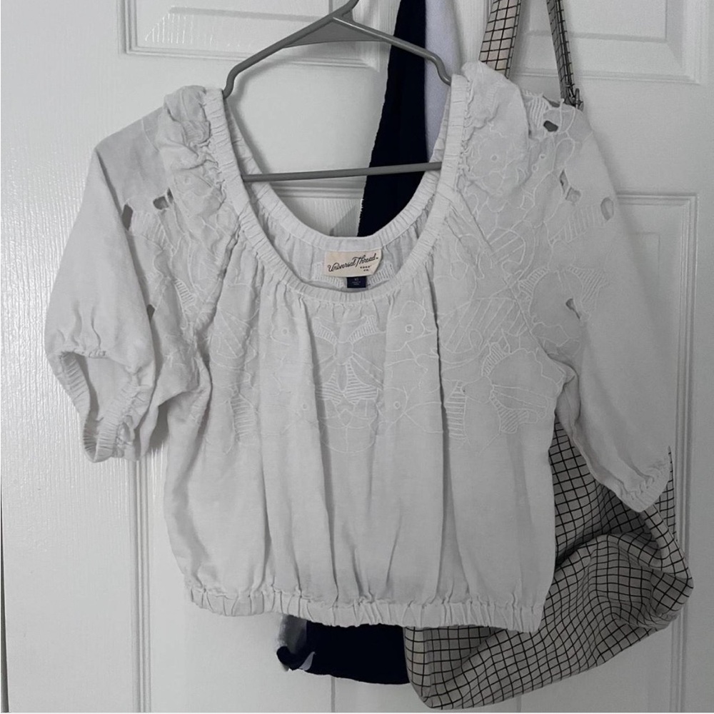 White Universal Threads blouse!